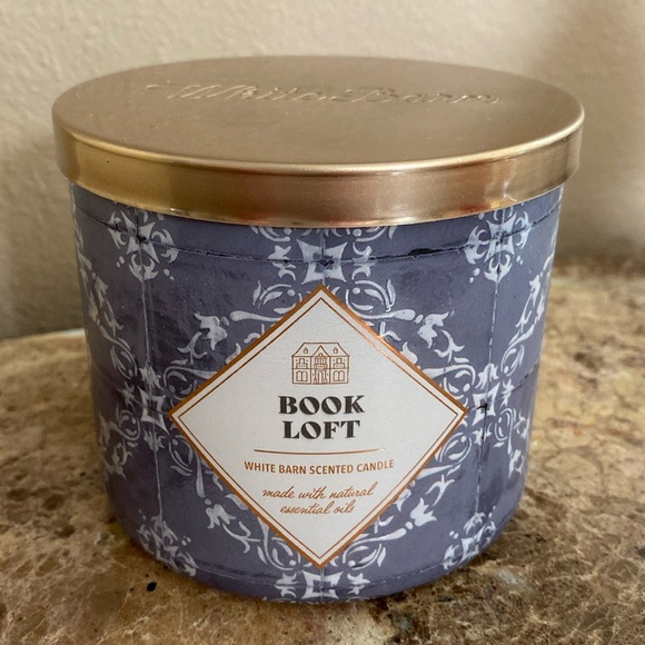“BOOK LOFT” fragrance by BBW/WB collection, 3-wick candle🕯️NWTag on base - Picture 5 of 5